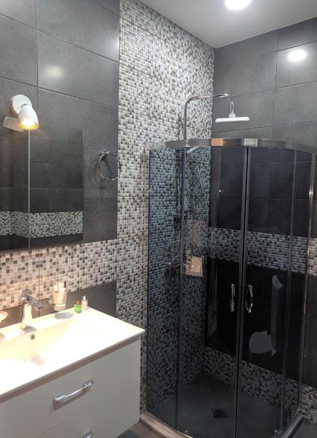 Hotel 5 Rooms Tbilisi Luaran gambar